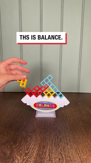 Balancing Puzzle Game: Test Your Skills with this Challenging Ice Cubes Balance Game