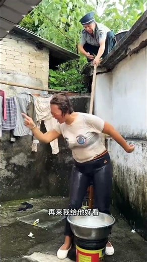 Bathing prank short 😂#funny #comedy #ytshorts #copypest#viralshort