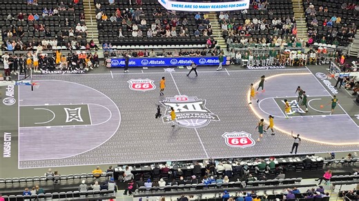 T-Mobile Center court at Big 12 tourney is ridiculous (and not in a good way)