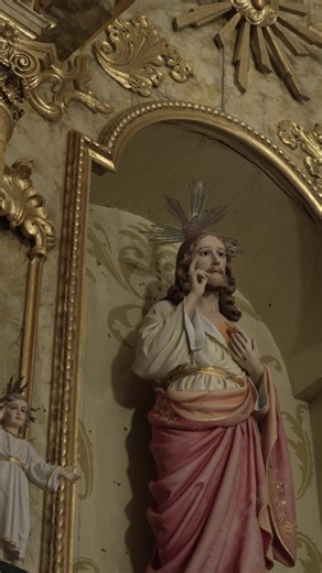 A simple shamrock ☘️ once helped unlock one of the deepest mysteries of the Christian faith. In pagan Ireland, St. Patrick used its three leaves to explain the Holy Trinity—one God in three divine persons: the Father, the Son, and the Holy Spirit. The Trinity is revealed in Scripture, foreshadowed in the Old Testament, and illuminated by saints like Augustine and Aquinas. It is a mystery of love, a divine communion that models how we are called to live. ✨ We reflect on the “Glory Be,” the Church