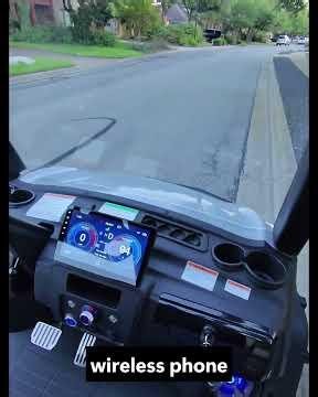 Grey NIU GT - Test Drive
