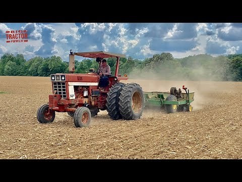 International 966 Tractor & 11 Row John Deere 7240 Planter
