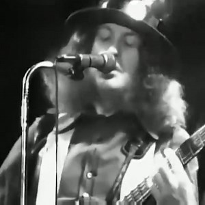 78K views · 5K reactions | Slade - 'How Does It Feel' We recently asked you to name a song that proved that Slade Are For Life - Not Just For Christmas. 'How Does It Feel' was a very popular choice.  This clip is from Slade's live show at Winterland in San Francisco in 1975. | Slade Are For Life - Not Just For Christmas | Facebook