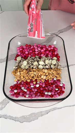 easy dessert casserole 😋 this Valentine's day casserole is so good y'all! | Kristin's Friends