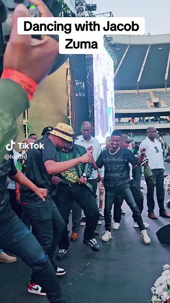 Dancing with Jacob Zuma: Finger Dance & Basic Dance, Singing & Dancing, Talents