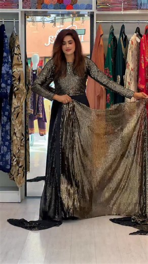 FARASHA on Instagram: "This black shimmery sequin saree is pure elegance wrapped in glamour. Every sequin catches the light, making it perfect for nights where you want to shine and stand out. With its timeless black hue and sparkling details, it effortlessly blends sophistication with a party-ready vibe 🖤✨✨🖤🖤✨✨🖤🖤✨ #BlackSaree #SequinSaree #PartyWearSaree #GlamInBlack #ElegantLook #SareeGoals #StatementSaree #LuxuryFashion #IndoWesternStyle #EveningGlam #DubaiFashion #UAEFashion #BoutiqueSt