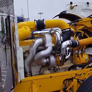 Credit IG: @thebostontrucker Best of Show winner at the Shell Rotella @shellrotellaT Super Rigs show in Tulsa in 2017. | Truck