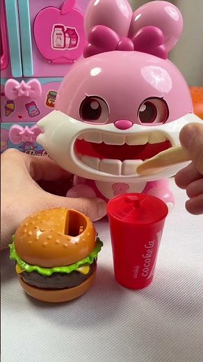 ASMR 🍔 Tiny Burger for Pink Bunny! Satisfying Mini Kitchen Playtime 🐰✨