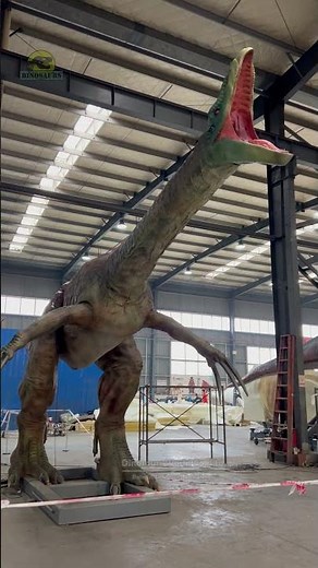 Life Size Adult Therizinosaur