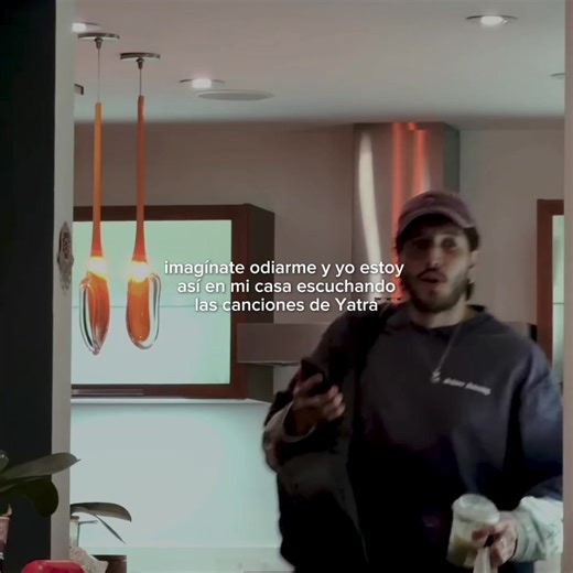 Escuchando las Canciones de Sebastián Yatra 24/7