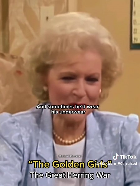 “The Golden Girls” - part of “The Great Herring War” scene when Blanche and Dorothy can’t stop laughing 🤣 #thegoldengirls #goldengirls #beaarthur #dorothyzbornak #thegreatherringwar #bettywhite #rosenylund #ruemcclanahan #blanchedevereaux #90stv #80stv #90sthrowback #tvsitcoms #funnytv #goldengirlstiktok #goldengirlstok
