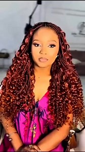 Cansada do mesmo visual? A mecha Bella é a solução. Renove seu visual com mechas que realçam sua beleza! Faça igual a Jussiline Chipembere 💜 #moçambique #darlingmoz #mechabella #DarlingBella | Darling Moz