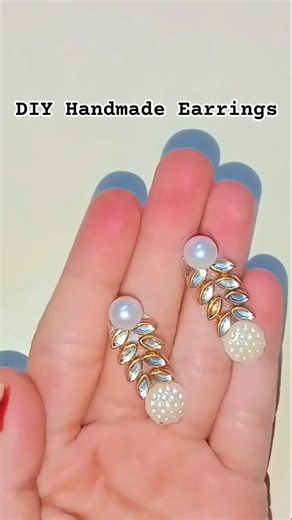DIY Kundan Stone Earrings😍#shorts #diycrafts #diyearrings #creative #youtubeshorts #easydiyideas