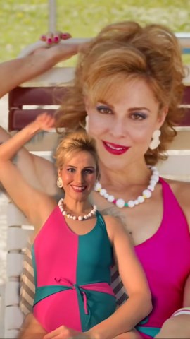 Side-by-Side Comparison with Green Screen Lighting