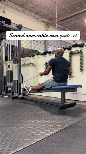 Single arm cable row 4x10-12 #singlearmcablerow #backrow #upperback #midback #upperbody