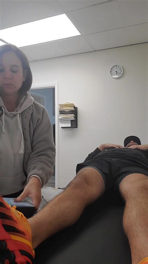 34K views · 221 reactions | watch me muscle test to see what's causing his neurologic issues. he is post spinal chord injury and doing amazing, but still having some neurologic issues. we do this testing in person as well as virtual worldwide #muscletesting #rootcause #parasites #detoxing #tickborneillness | Shore Holistic Nutrition & Wellness | Facebook
