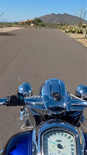 2009 Star (by Yamaha) Stratoliner Deluxe cruising in Scottsdale, AZ