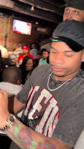 Dyon Brooks Live Performance Review