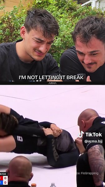 Head Coach Ffion Davies' Crazy Submission in Jiu Jitsu