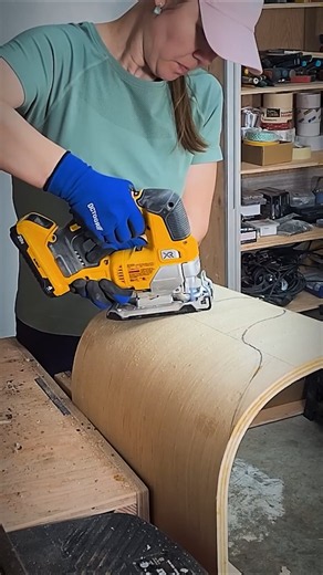 I Built a DIY Computer Chair… #diyofficechair #computerchair #bentplywood #woodchair #handmade
