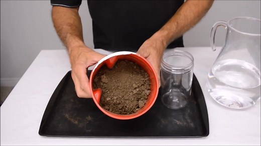 了解土壤类型和质地 Understanding Soil Types and Soil Texture