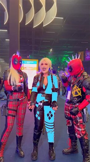 Quantas vezes a minha roupa mudou de cor? 👀😳 #arlequina #deadpool #viral #entretenimento