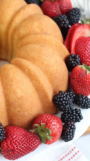 POUND CAKE - 📌(Save this recipe!!) Southern pound cake is dense, yet soft, buttery, full of incredible flavor and just like grandma’s recipe. Baked in cast iron fluted cake pan and ready in 60-minutes. 👉INGREDIENTS NEEDED: unsalted butter softened vegetable shortening granulated sugar large eggs, room temperature pure vanilla extract almond extract all-purpose flour sifted salt baking powder full-fat buttermilk ✅Do NOT preheat the oven! – Baking a pound cake in a cold oven will achieve a bette