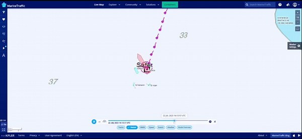 Oil transfer operation from FSO Safer begins The crude oil #tanker Nautica has begun the process of removing oil from a decaying floating storage and offloading unit which has been stuck off the coast of Yemen. #AIS data shows that three tugboats are assisting the 307,284 t DWT oil tanker in the operation, aiming to remove 1.14 million barrels of oil from the FSO Safer through ship-to-ship transfers. The operation started on July 25, after years of negotiations and planning. The tanker had arriv
