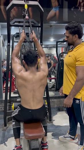 26K views · 628 reactions | 100% Back Mei Cutting Aayegi 5 sets (20-25) reps karne hai  #fbreels #reelsfb #rajupal #trending #viral #explore #foryou | Raju Pal Mr. Asia | Facebook