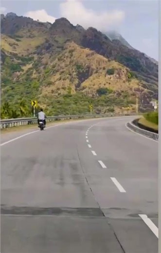 ஹேய் #நீரோட்டி