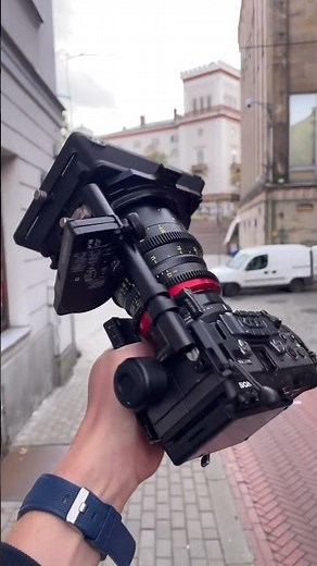 Meike 35mm T2.1 FF-Prime Cine Lens on Sony FX3