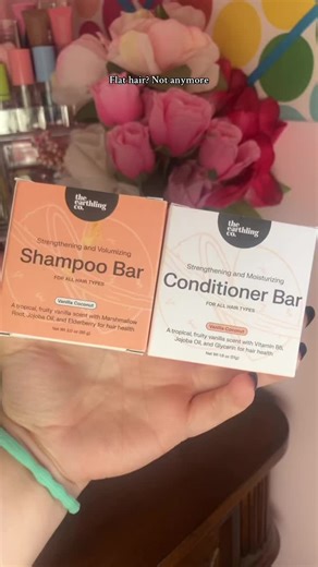 Lift, shine, and softness — all without the bottle 💛 #giftideas #giftsforher #stockingstuffer #stockingstufferideas #SustainableBeauty #VolumizingHair #ecofriendly #theearthlingco #hair #haircare #hairtok #volumizing