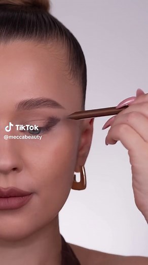 Get the '70s Diva Look with By Terry Makeup | Beauty Tutorial