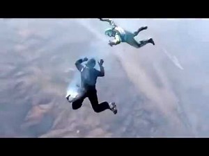 Skydive Luke Aikins jump from 25,000 feet without parachute into net (VIDEO)