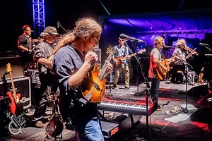 Railroad Earth Sets Their Sights On NYC Throwdown With Cabinet