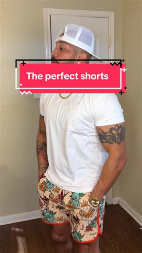 ☀️ Hit the beach in style! These 4.5” vintage stretch white swim trunks are perfect for soaking up the sun 🌊. Cool fit, comfy stretch, handy pockets, and secure Velcro closure everything you need for your ultimate summer vibes! 😎 🩱 Grab yours now before summer slips away! #MensSwimwear #BeachVibes #SummerStyle #SwimTrunks #maamgic
