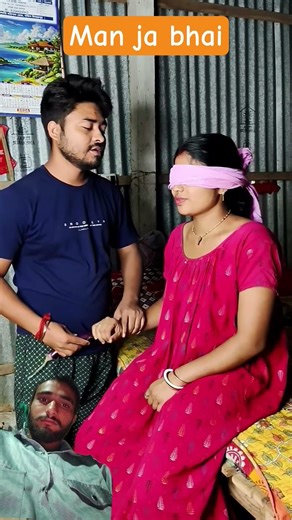 like comment subscribe share please guys please #bollywoodactor