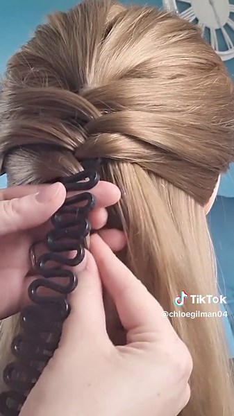Easy and Pretty Fake French Braid Hair Tool Tutorial