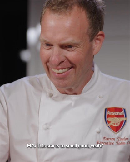 513K views · 27K reactions |  "If you could fly Emirates to any country to eat, where would you go?"✈️ It’s time for Mikel Arteta and Martin Ødegaard to cook up a storm as Gunners legend Bacary Sagna puts them to the test in Emirates Eats! ️ 欄 Emirates | Arsenal | Facebook