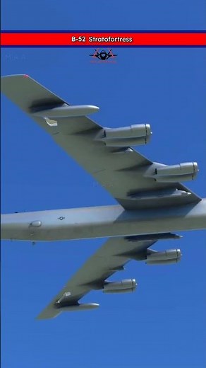 B-52 Stratofortress Low-Level Flyby – Feel the Thunder!