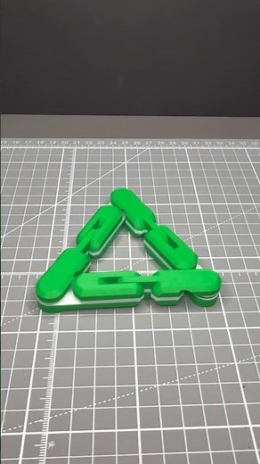 The CLEANEST dual-nozzle print you’ll see today 🟢⚪ #3dprinting #fidgettoys #oddlysatisfying #x2d