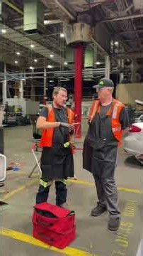 Turning installers into Technicians... #autoglassuniversity #autoglasslife