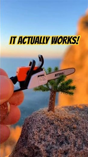 World's Smallest STIHL Chainsaw actually works! 😱