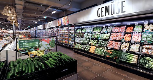 "Mall-Charakter": Neues Rewe-Center feiert Eröffnung - Dönerladen und Co.