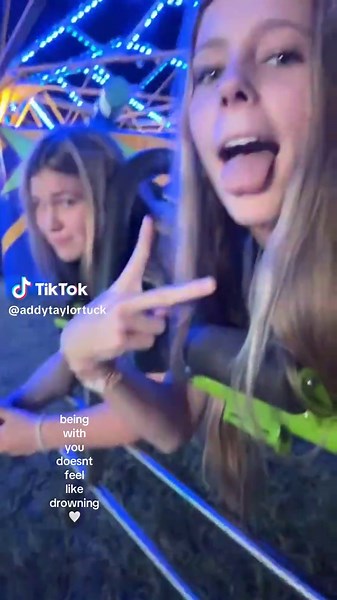 Best Friend Moments That Will Make You Laugh