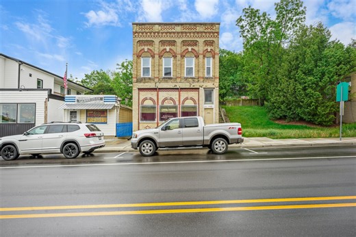 44 N Main St, Deerfield, WI 53531 - Retail for Sale | LoopNet