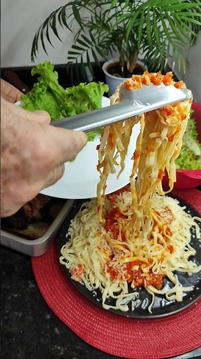 Macarrão Caseiro de Domingo – Simples, Rápido e Delicioso!