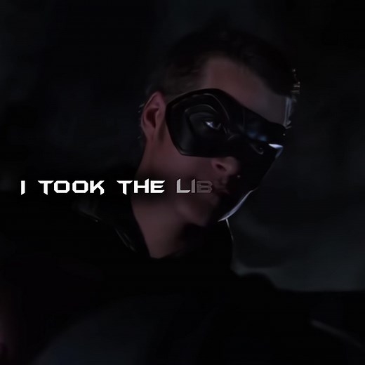 Kinda ah but I did my best Song- Kiss from a Rose by Seal #ripvalkilmer #batmanforever #fypシ゚viral #batman #warnerbrothers