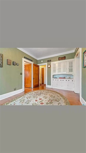 💰 $250,000 (Price cut: $25K) 📍 2016 Clarendon Ave, Bessemer, AL 35020 🏛️ The Historic Schilleci Home – Built in 1930 📏 5,474 Sqft | 0.44 Acres 🛏️ 6 Bedrooms 🛁 6 Bathrooms 🕰️ Own a Landmark of Bessemer’s Golden Era Step into a piece of Alabama’s history with this extraordinary 1930 Schilleci residence, built by the famed Schilleci family, operators of the Superior Ice Cream Factory. This stately brick manor showcases the grace and craftsmanship of early 20th-century architecture — from its