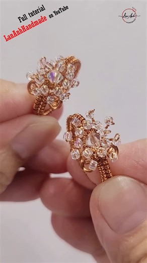 Flower ring - Free tutorial here https://youtu.be/EqIPhDaX-JA | Lan Anh Handmade